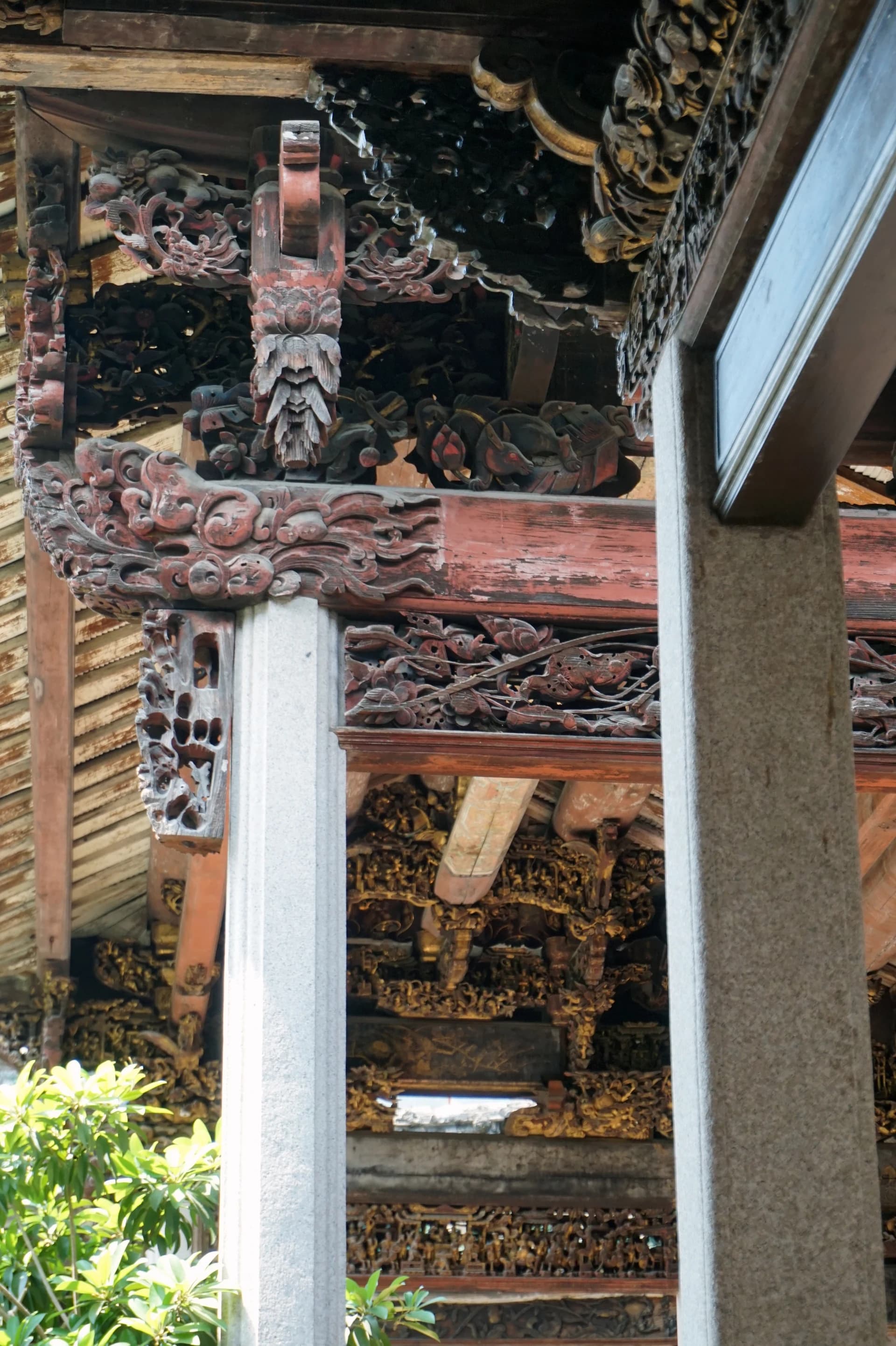 Layered structural woodcarving at Jilue Huanggong Shrine in Chaozhou
