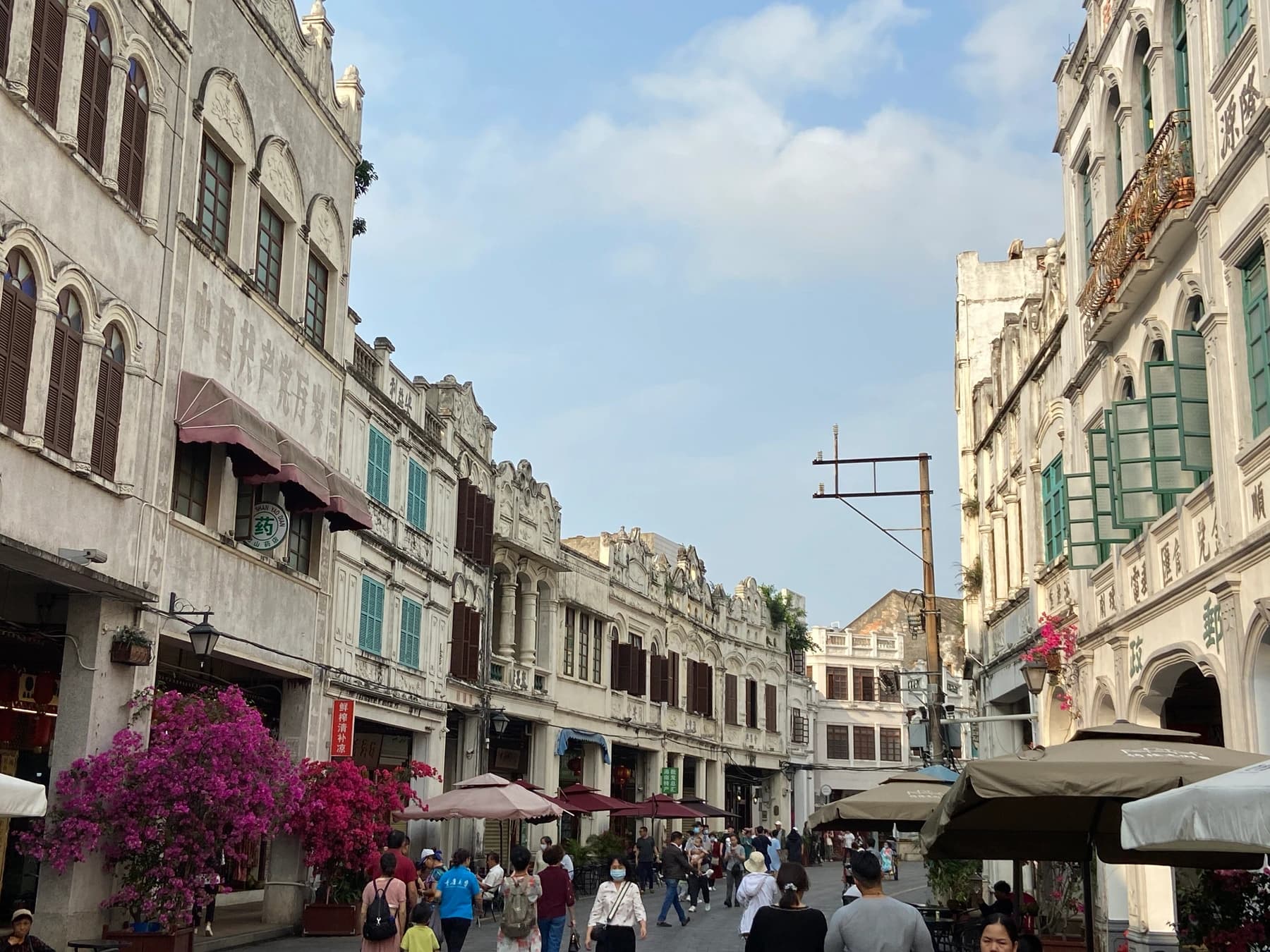 Haikou Travel Guide: Old Port, Volcano and North Hainan Routes