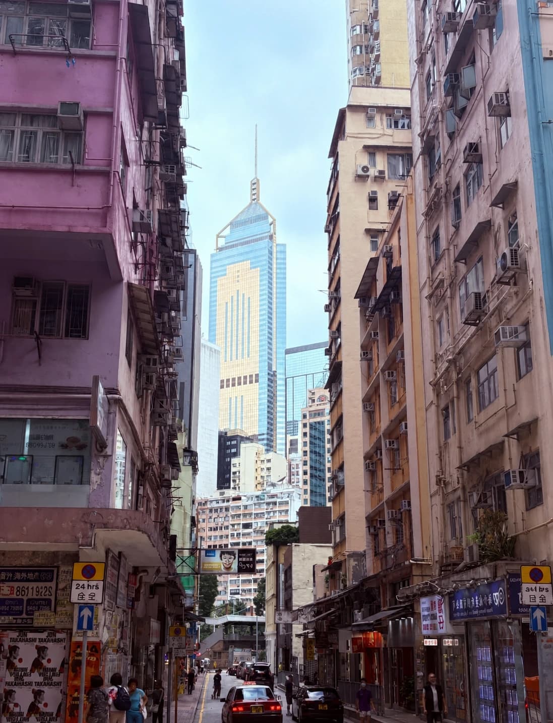 Ruta a pie por Wan Chai: de la Casa Azul al puerto