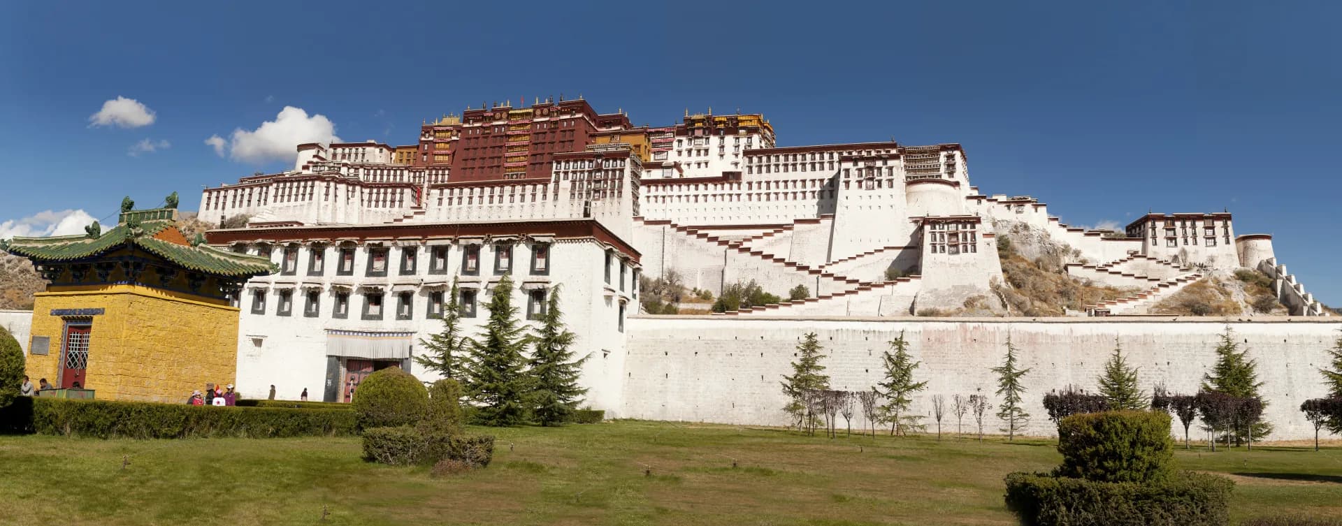 Wide exterior view of Potala Palace in Lhasa