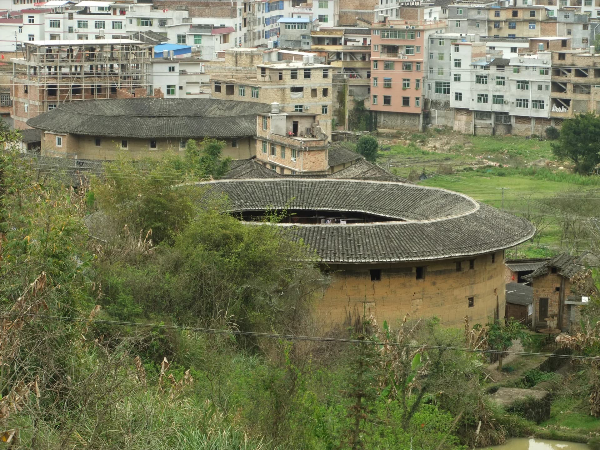 Round tulou exterior in Hongkeng village