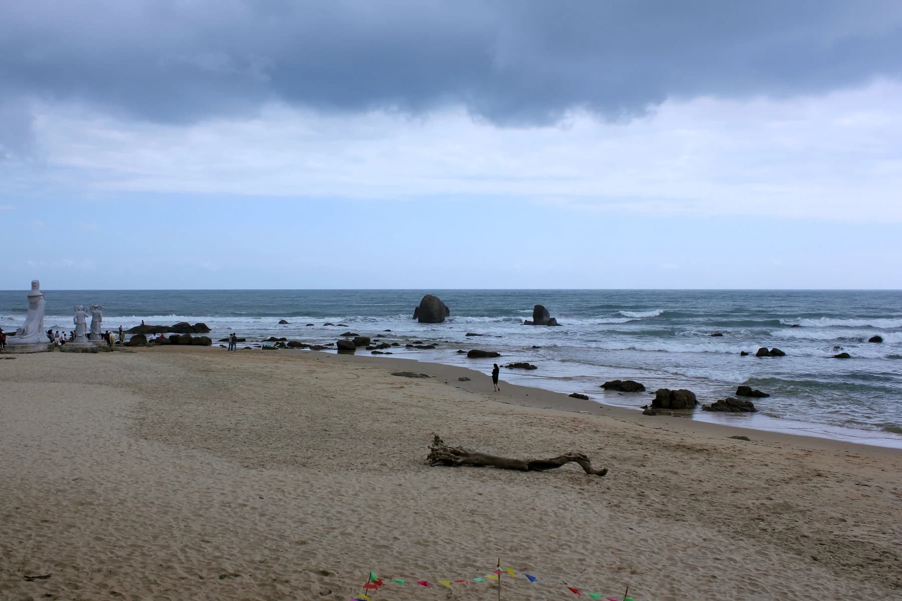 Riyue Bay