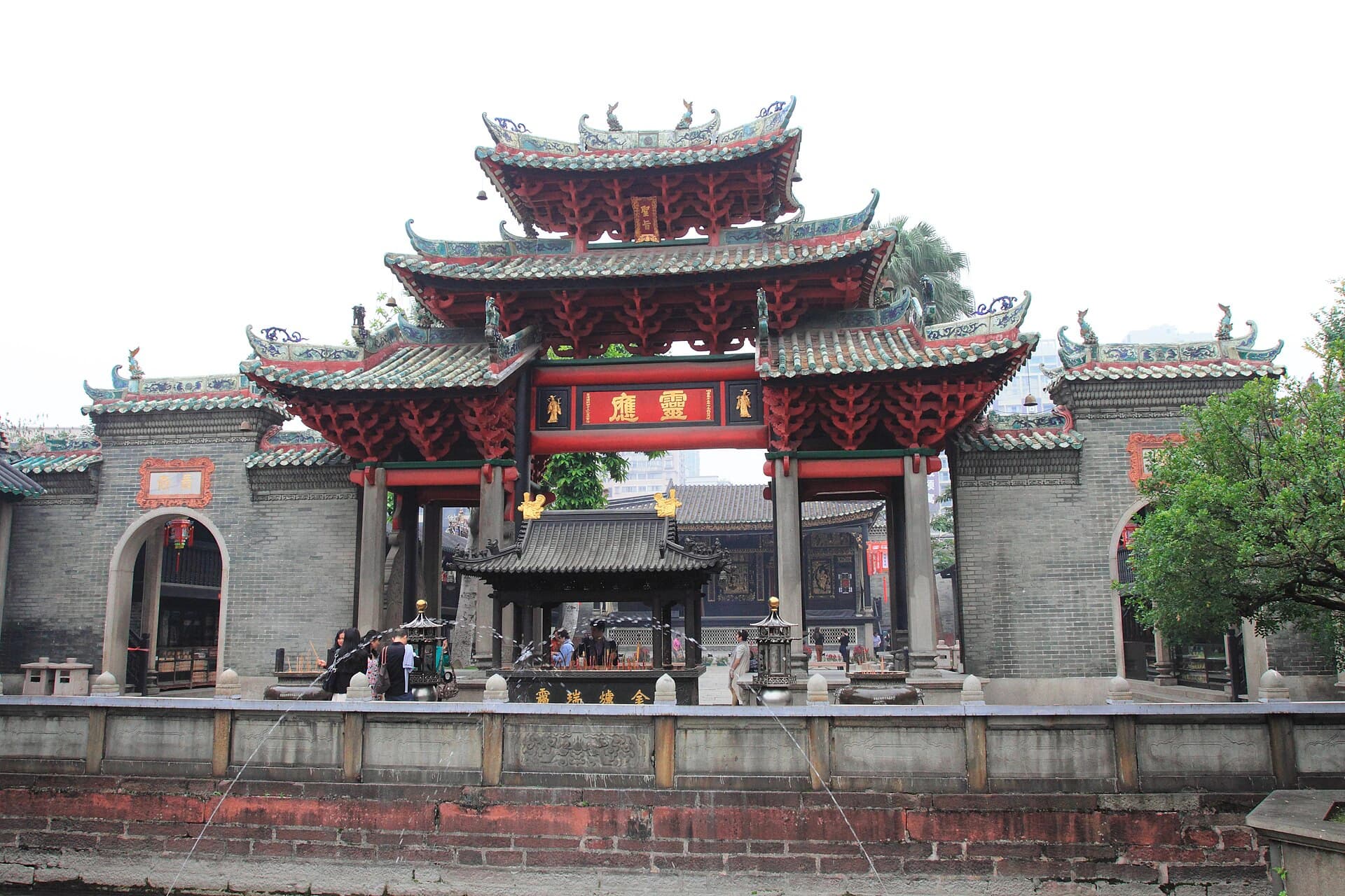 Salones y patios históricos de Foshan Ancestral Temple
