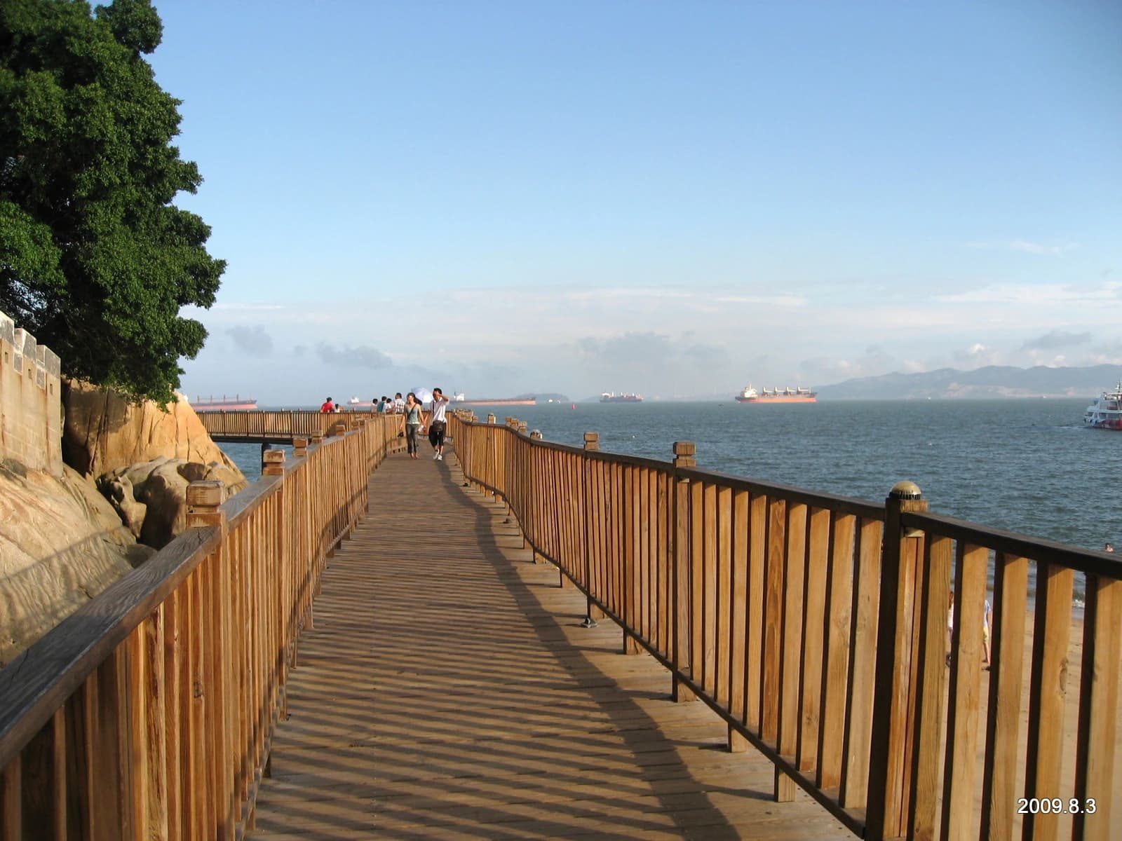 Pasarela peatonal junto a la costa sur de Xiamen