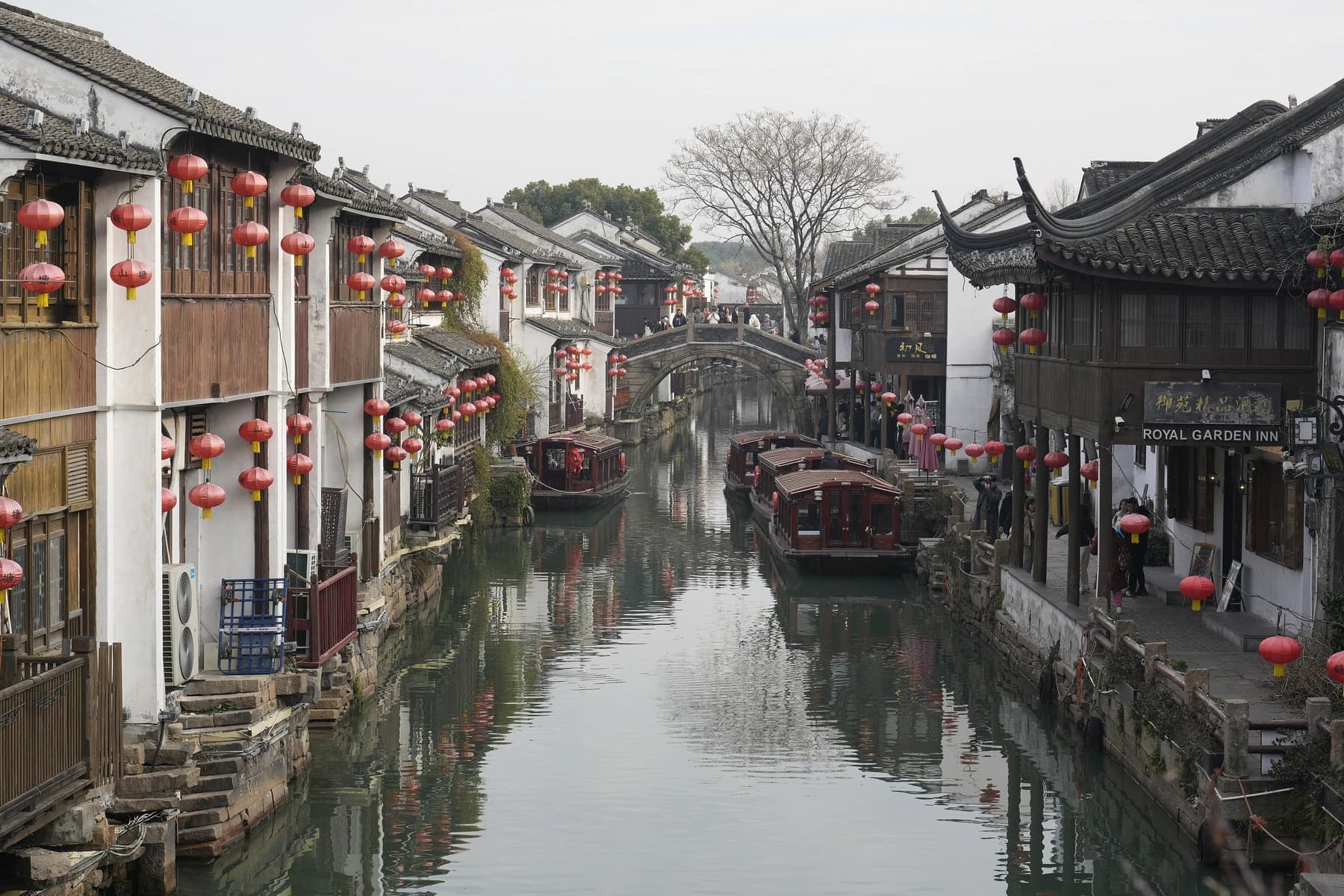 Calle Shantang Suzhou: Canal, Vista Nocturna y Plano de la Colina del Tigre