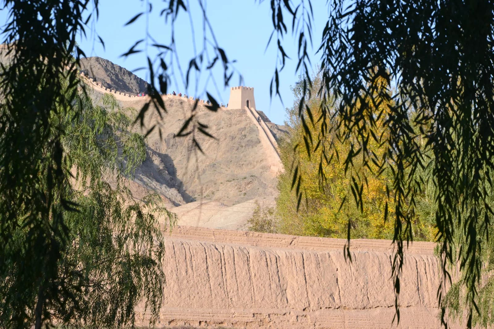 Overhanging Great Wall