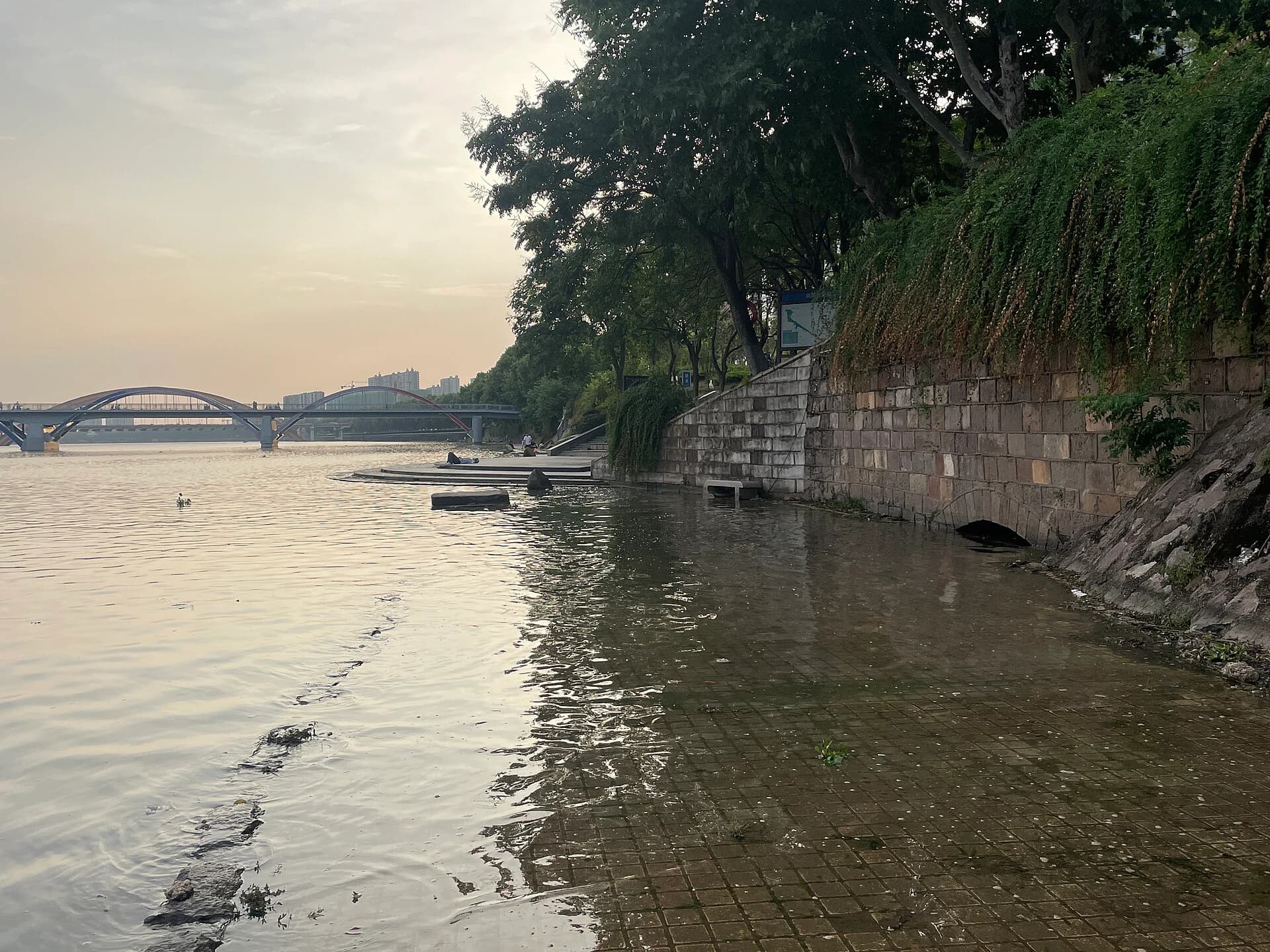 Jinhua River and Huixi Creek meeting in central Jinhua