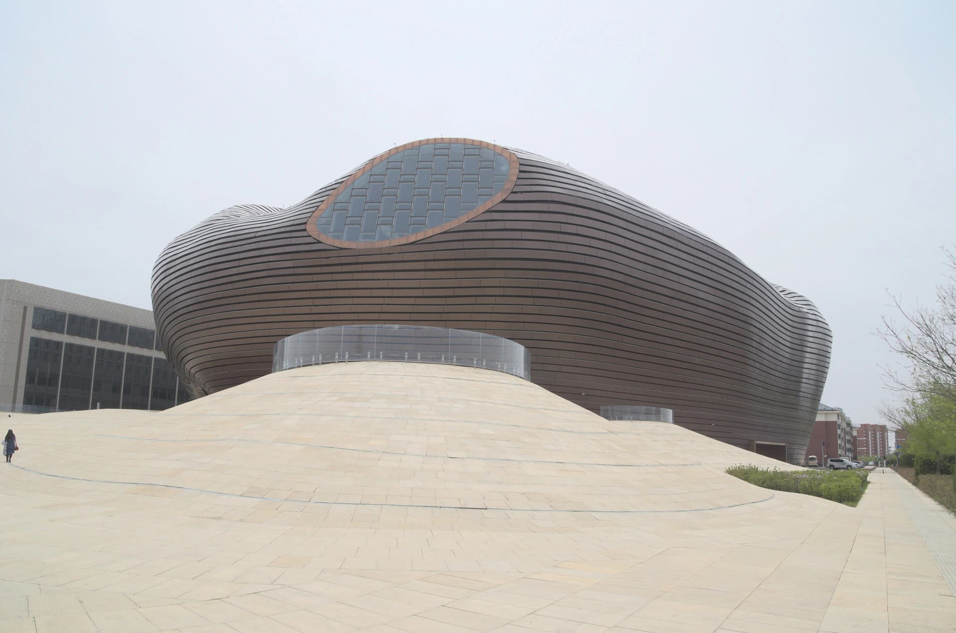 Curving metal exterior of Ordos Museum in Kangbashi