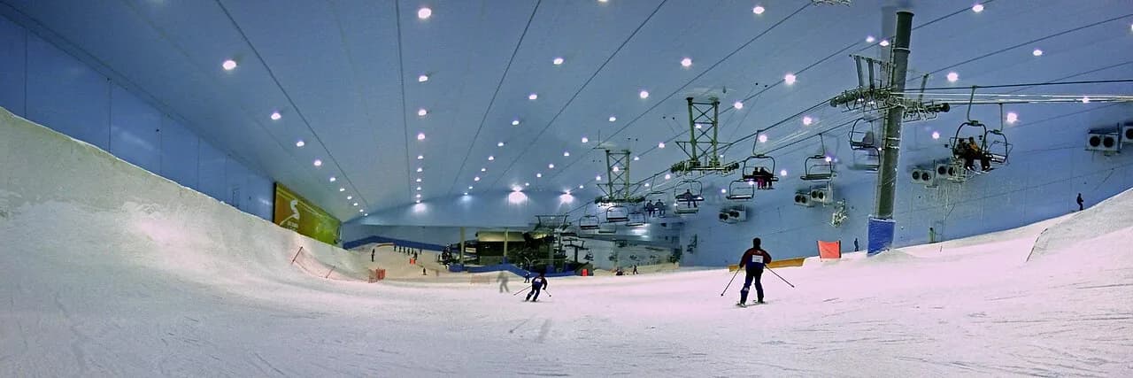 Shanghai L+SNOW: ¿Esquí, juegos de nieve o parque acuático?