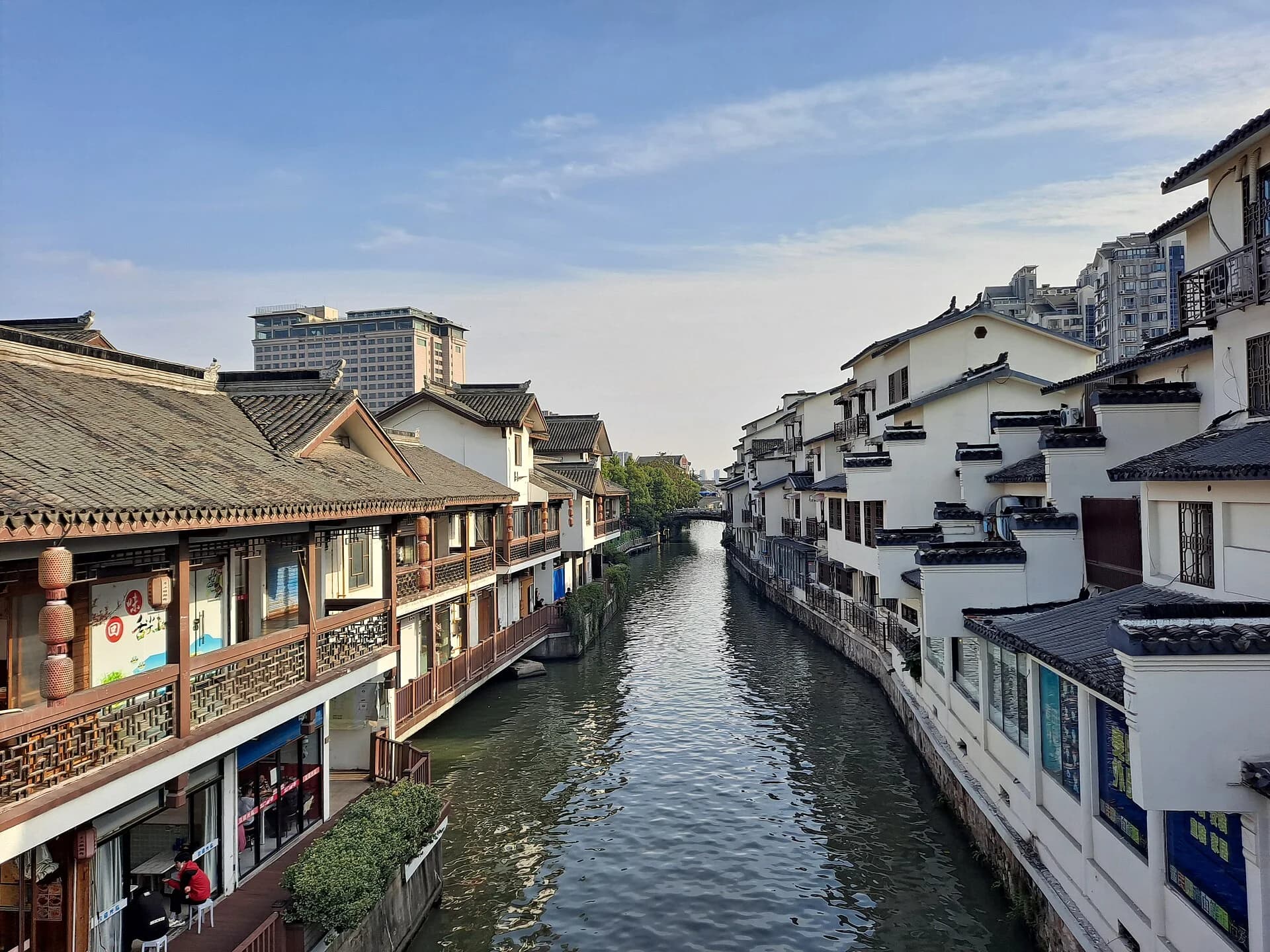 Qingming Bridge and Nanchang Street Canal Walk