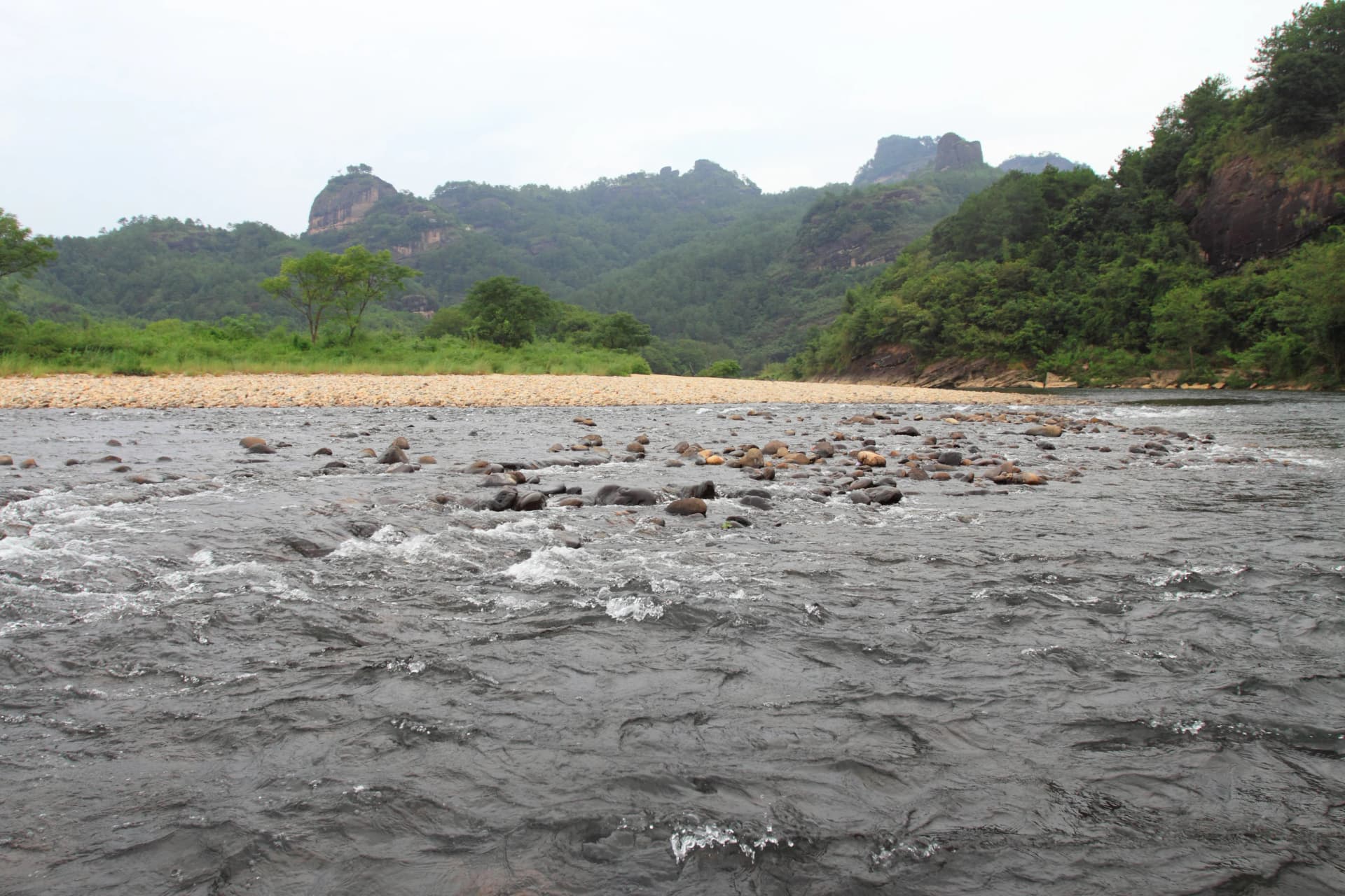 Nine-Bend River Bamboo Rafting
