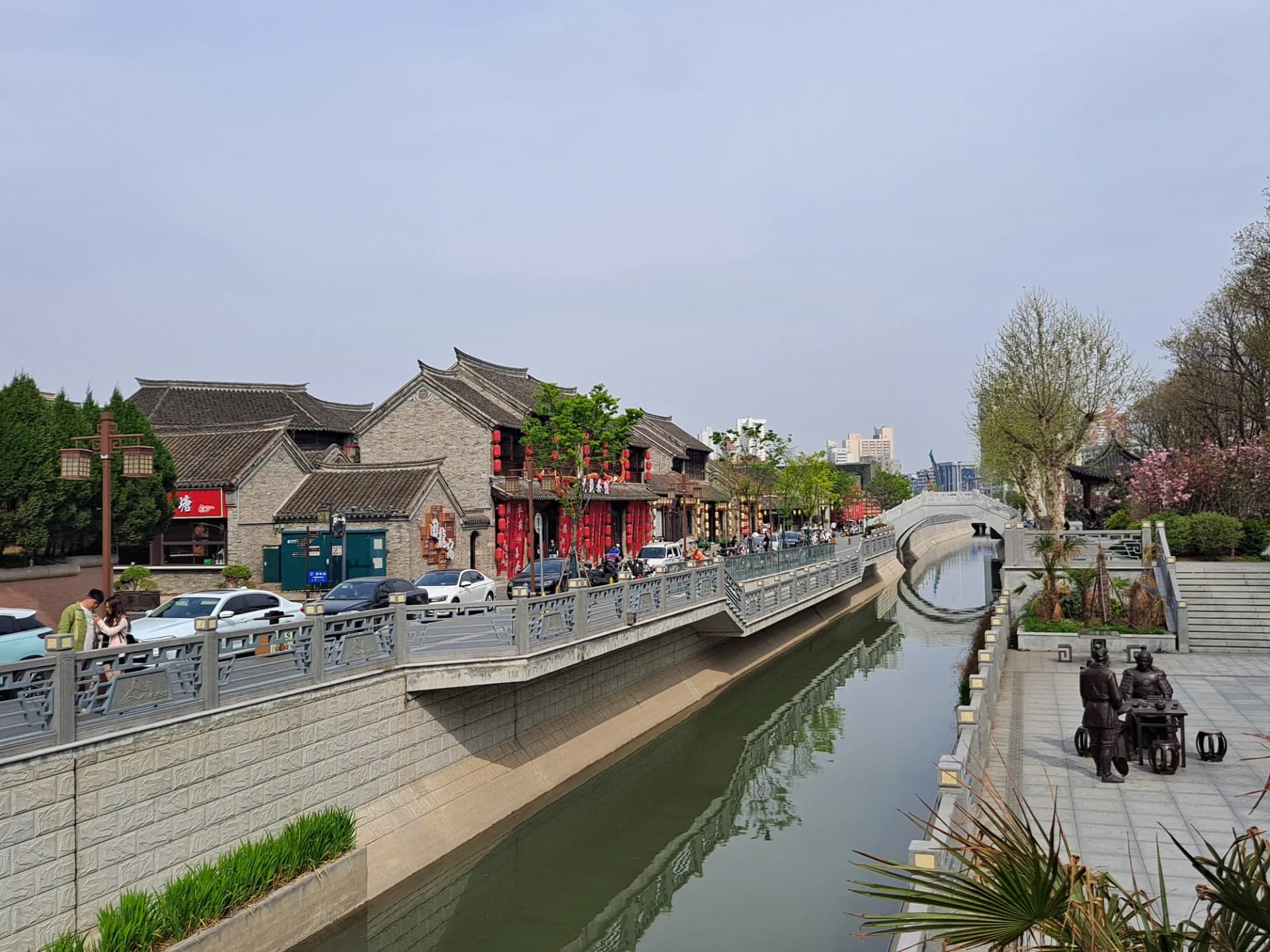 Huilongwo and Hubushan Old-City Walk