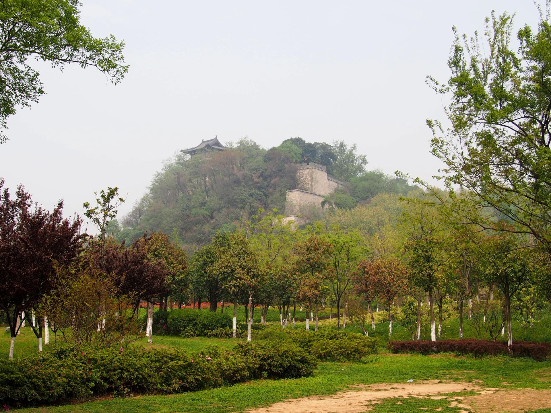 Pavilion and wooded ridge at Beigushan above Zhenjiang